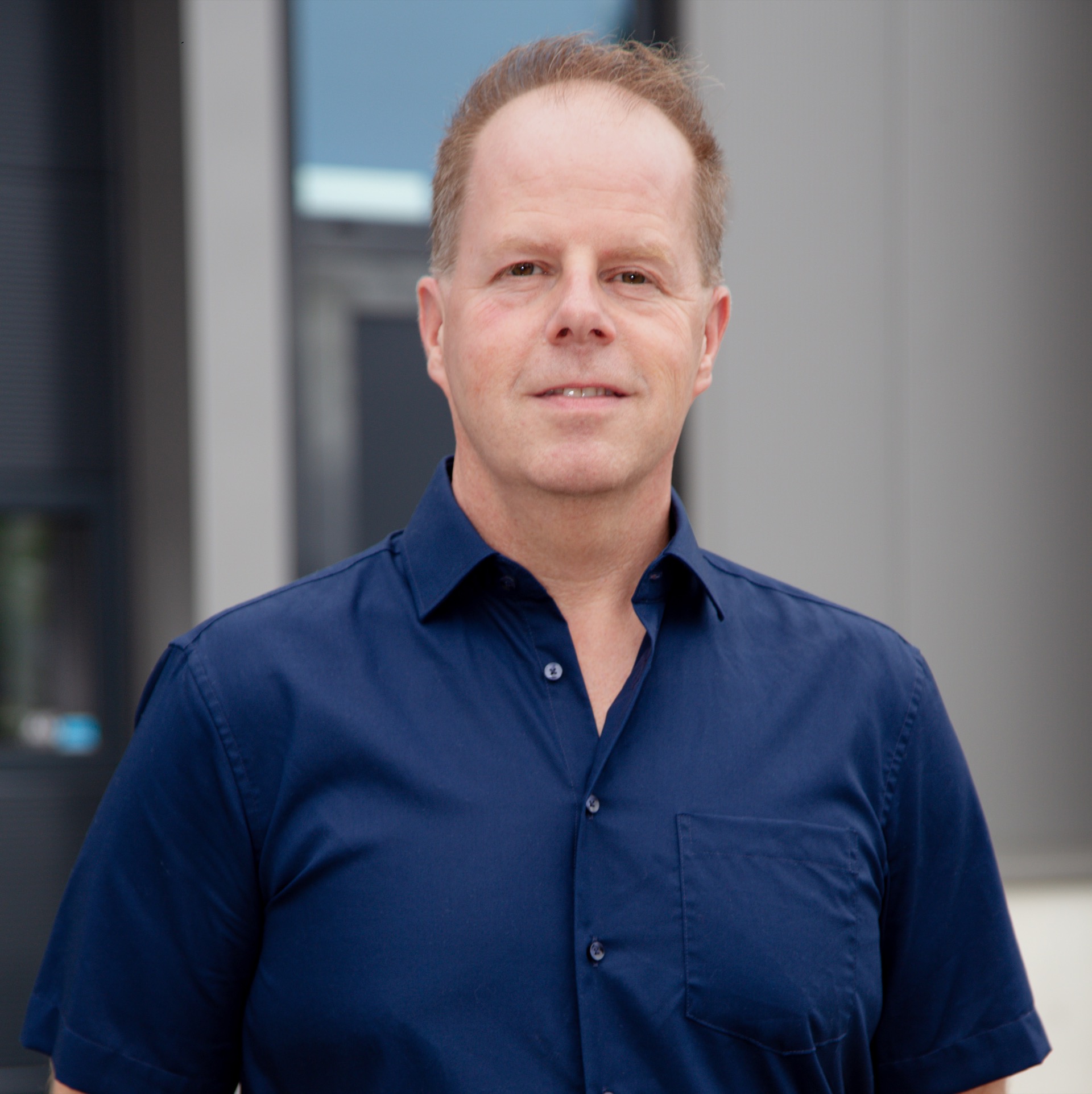 ruud_bijgeknipt_contactfoto.jpg